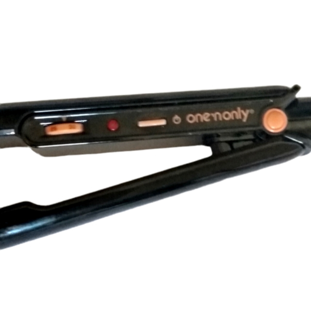 Hair straightener